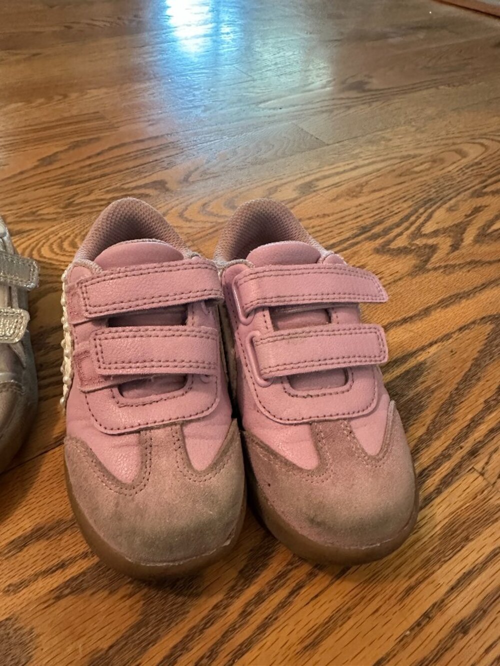 Cat&Jack Toddler Sneakers (2 pairs) Size 9T - Picture 3 of 8